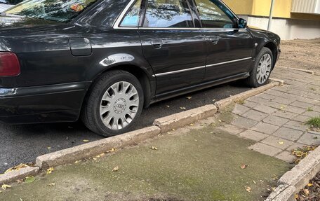 Audi A8, 1998 год, 570 000 рублей, 3 фотография