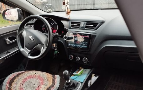 KIA Rio III рестайлинг, 2015 год, 850 000 рублей, 3 фотография