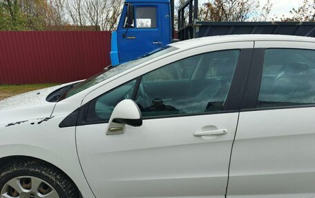 Peugeot 408 I рестайлинг, 2014 год, 3 фотография