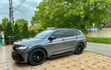Volkswagen Tiguan II, 2021 год, 4 800 000 рублей, 3 фотография