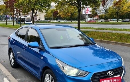 Hyundai Solaris II рестайлинг, 2017 год, 1 305 000 рублей, 3 фотография