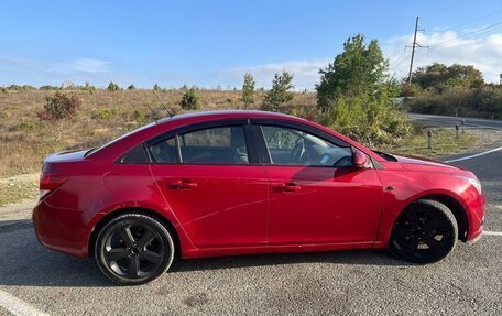 Chevrolet Cruze II, 2010 год, 615 000 рублей, 6 фотография