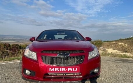 Chevrolet Cruze II, 2010 год, 615 000 рублей, 4 фотография