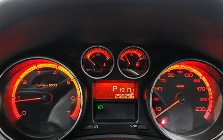 Peugeot 408 I рестайлинг, 2013 год, 499 000 рублей, 9 фотография