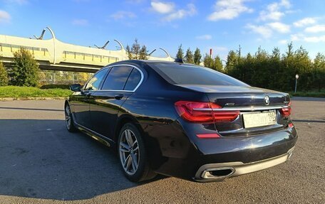 BMW 7 серия, 2017 год, 3 900 000 рублей, 2 фотография