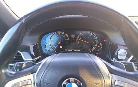 BMW 7 серия, 2017 год, 3 900 000 рублей, 12 фотография