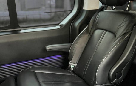 Hyundai Staria, 2021 год, 4 700 000 рублей, 2 фотография