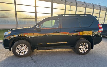 Toyota Land Cruiser Prado 150 рестайлинг 2, 2014 год, 3 500 000 рублей, 5 фотография