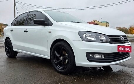 Volkswagen Polo VI (EU Market), 2016 год, 970 000 рублей, 2 фотография