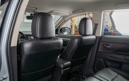 Mitsubishi Outlander III рестайлинг 3, 2012 год, 1 349 000 рублей, 11 фотография
