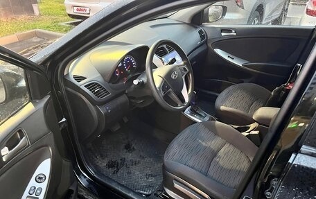 Hyundai Solaris II рестайлинг, 2015 год, 1 050 000 рублей, 9 фотография