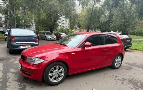BMW 1 серия, 2011 год, 950 000 рублей, 2 фотография