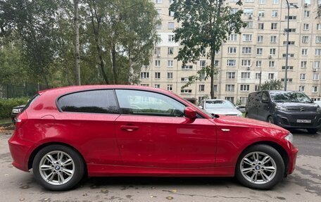 BMW 1 серия, 2011 год, 950 000 рублей, 4 фотография