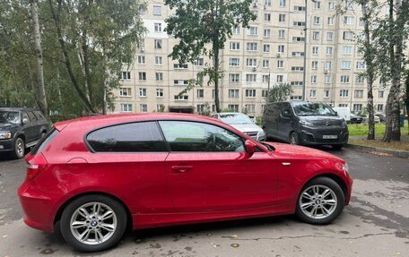 BMW 1 серия, 2011 год, 950 000 рублей, 8 фотография
