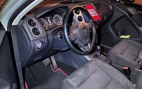 Volkswagen Tiguan I, 2010 год, 880 000 рублей, 5 фотография