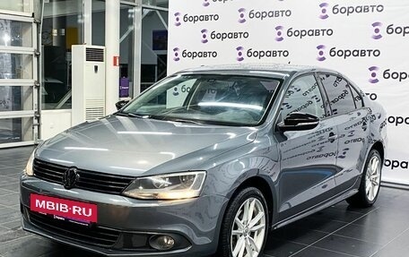 Volkswagen Jetta VI, 2012 год, 1 050 000 рублей, 2 фотография