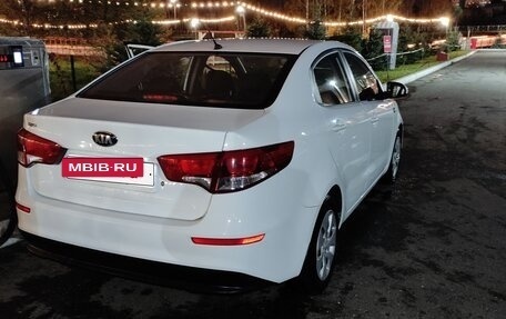 KIA Rio III рестайлинг, 2015 год, 1 100 000 рублей, 3 фотография