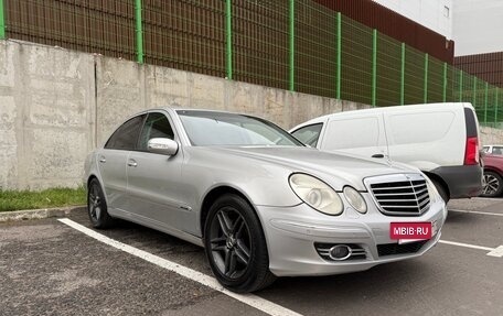 Mercedes-Benz E-Класс, 2004 год, 820 000 рублей, 6 фотография