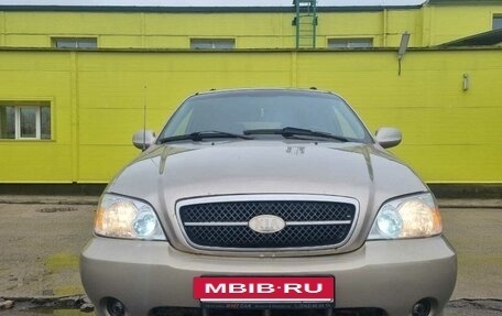 KIA Carnival III, 2005 год, 500 000 рублей, 4 фотография