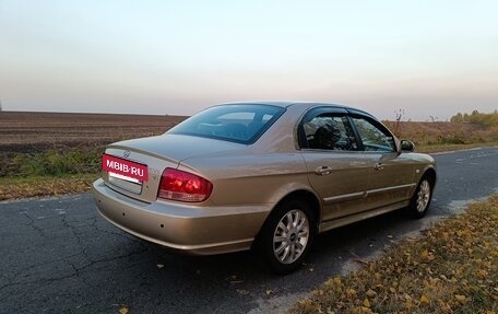 Hyundai Sonata IV рестайлинг, 2005 год, 780 000 рублей, 4 фотография
