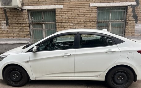 Hyundai Solaris II рестайлинг, 2014 год, 650 000 рублей, 2 фотография