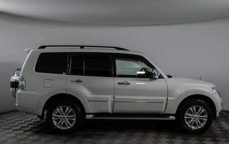 Mitsubishi Pajero IV, 2019 год, 3 830 000 рублей, 4 фотография