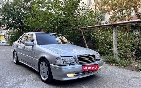 Mercedes-Benz C-Класс, 1997 год, 1 300 000 рублей, 2 фотография