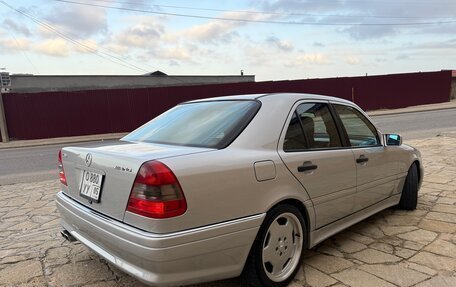Mercedes-Benz C-Класс, 1997 год, 1 300 000 рублей, 14 фотография