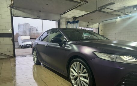 Toyota Camry, 2021 год, 3 390 000 рублей, 5 фотография