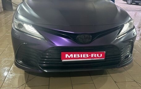 Toyota Camry, 2021 год, 3 390 000 рублей, 6 фотография