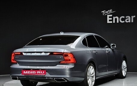 Volvo S90 II рестайлинг, 2020 год, 2 423 000 рублей, 2 фотография