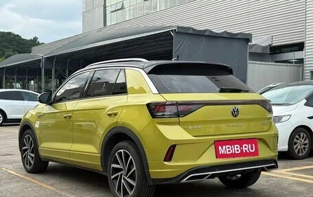 Volkswagen T-Roc I, 2023 год, 2 090 099 рублей, 4 фотография
