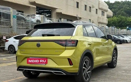 Volkswagen T-Roc I, 2023 год, 2 090 099 рублей, 6 фотография