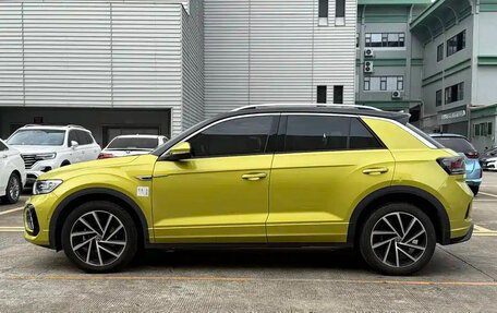 Volkswagen T-Roc I, 2023 год, 2 090 099 рублей, 8 фотография