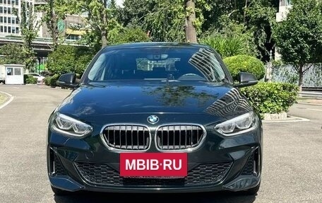 BMW 1 серия, 2021 год, 1 790 000 рублей, 2 фотография