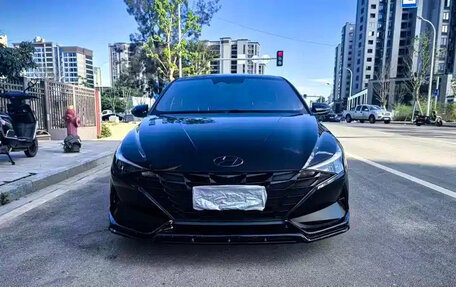 Hyundai Elantra, 2022 год, 1 370 000 рублей, 2 фотография
