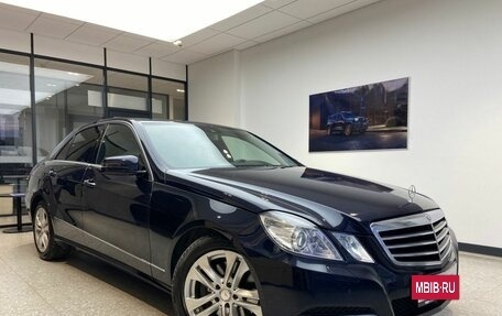 Mercedes-Benz E-Класс, 2010 год, 1 850 000 рублей, 4 фотография