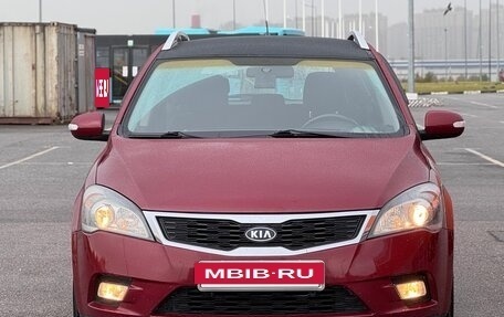 KIA cee'd I рестайлинг, 2011 год, 590 000 рублей, 2 фотография