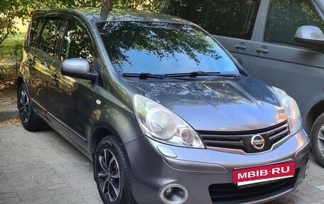 Nissan Note II рестайлинг, 2013 год, 950 000 рублей, 2 фотография