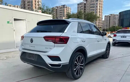Volkswagen T-Roc I, 2021 год, 1 638 000 рублей, 4 фотография