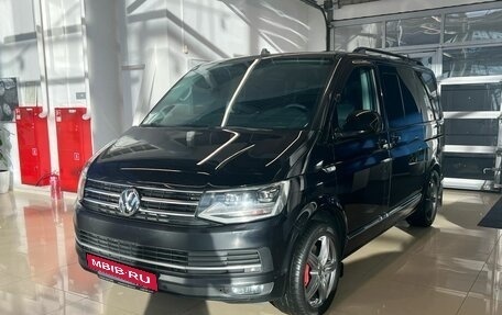 Volkswagen Multivan T6 рестайлинг, 2017 год, 3 899 900 рублей, 3 фотография