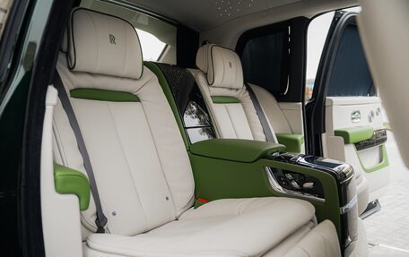 Rolls-Royce Cullinan, 2025 год, 69 000 000 рублей, 3 фотография