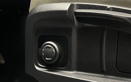 Land Rover Defender II, 2020 год, 4 850 000 рублей, 9 фотография