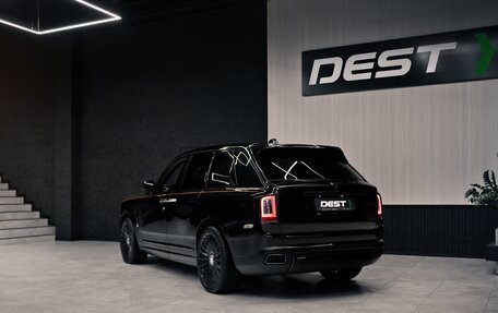 Rolls-Royce Cullinan, 2021 год, 35 500 000 рублей, 4 фотография