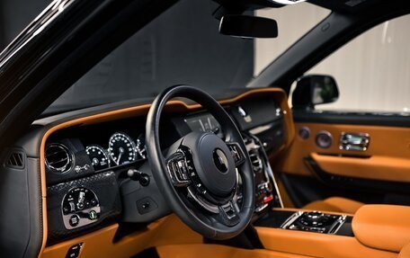 Rolls-Royce Cullinan, 2021 год, 35 500 000 рублей, 9 фотография