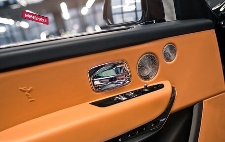 Rolls-Royce Cullinan, 2021 год, 35 500 000 рублей, 8 фотография