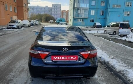 Toyota Camry, 2016 год, 1 900 000 рублей, 6 фотография