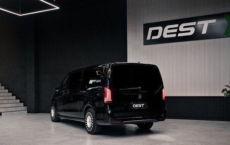 Mercedes-Benz V-Класс, 2020 год, 16 900 000 рублей, 3 фотография