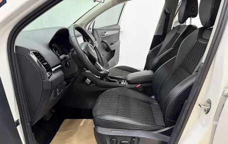 Skoda Karoq I, 2021 год, 1 800 000 рублей, 9 фотография