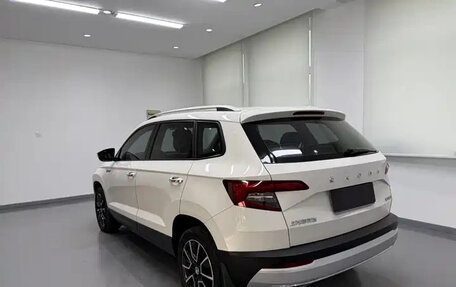 Skoda Karoq I, 2021 год, 1 800 000 рублей, 4 фотография